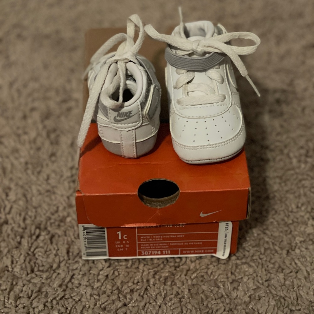 Nike Force Crib